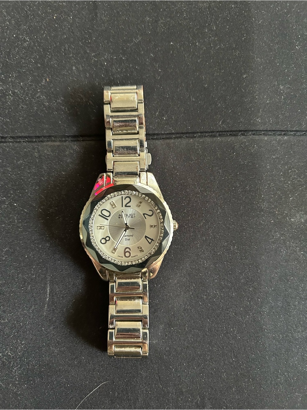 August Steiner Silver Women's Stainless Steel Wristwatch - Fashion Diamond Dial